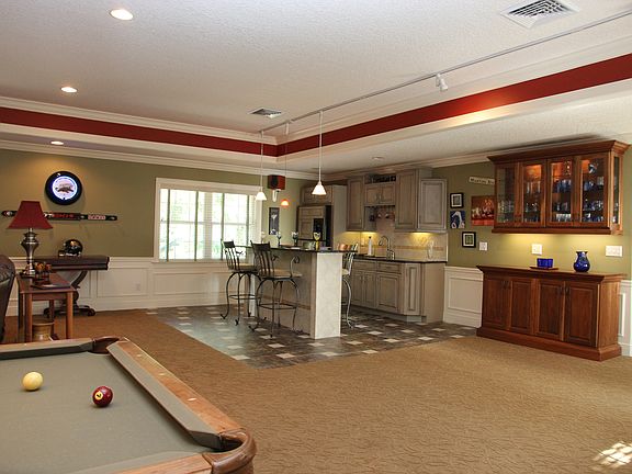 4th image of 880 White Eagle Cir