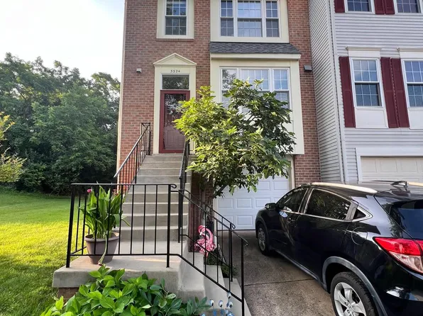 3324 Buckeye Ln, Fairfax, VA 22033