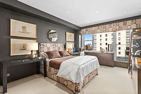 Sold by Corcoran | media 7