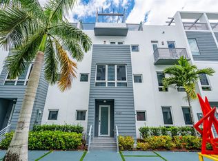 9137 NW 33rd St, Doral, FL 33172
