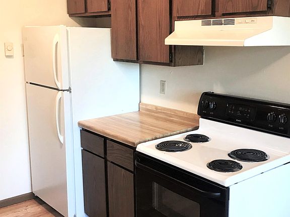 Sim Wood Floor, Real Wd Cabs