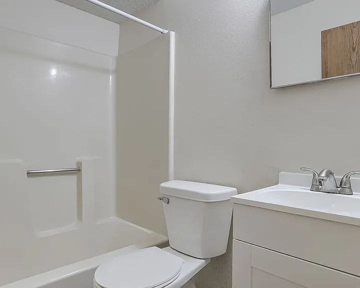 4910 Dudley St — Photo 7