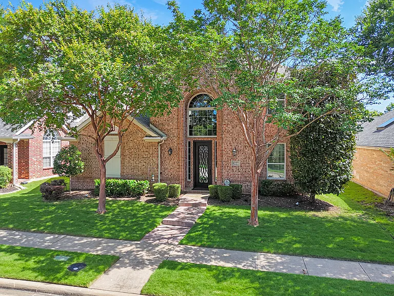 4227 Republic Dr — Photo 28