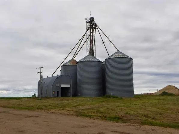 4201 40th Ave, Valleyview, AB T0H 3N0