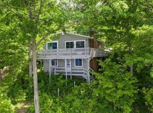 8930 Beech Ridge Dr, Montague, MI 49437