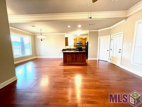 4th image of 15194 Chrissy Dr