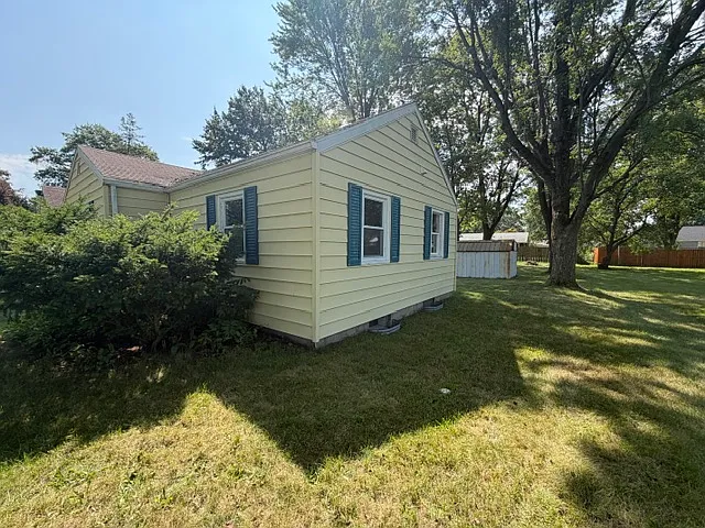 1315 Laurel St - 1 — Photo 2
