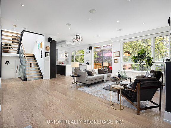 4th image of 7 Balcarra Ave