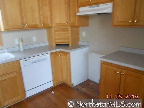 3rd image of 20436 Austin St NE
