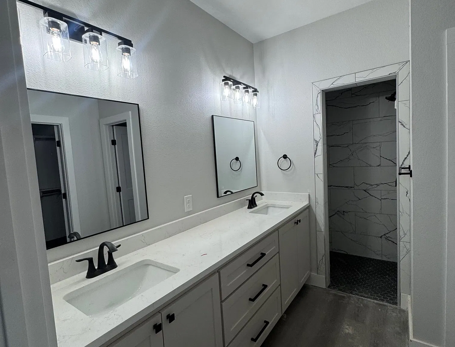 4 bed, 1650 sqft, $3,000 — Photo 3