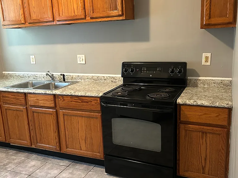 5934 Plymouth Ave — Photo 10