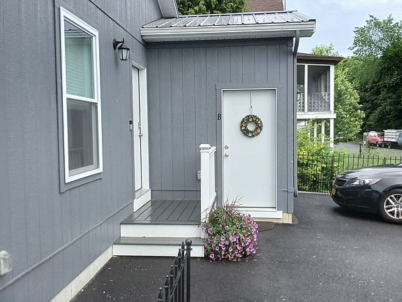 2nd image of 94 N Pearl St #A