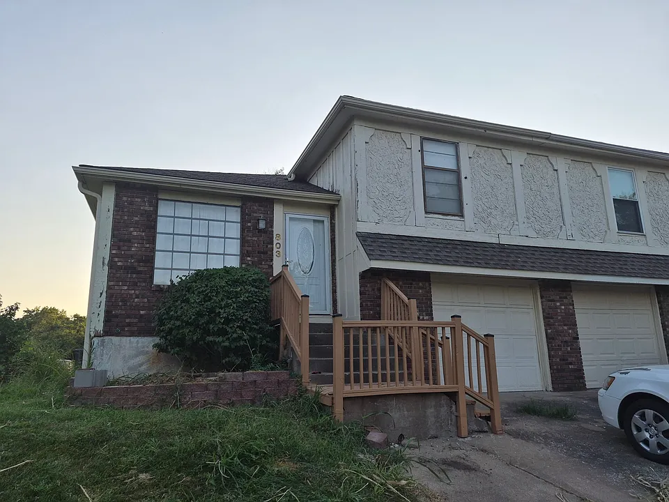 803 S Medford Cir #1