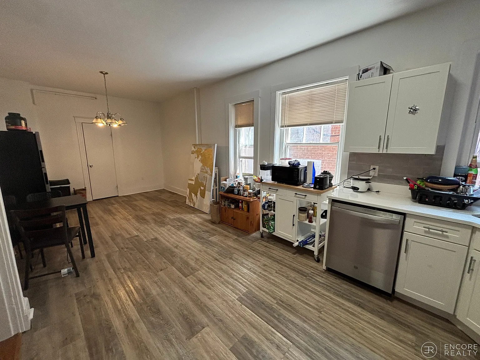 4 bed, 1500 sqft, $5,500 — Photo 4
