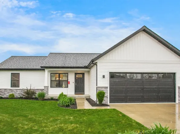 54902 Moonfish Ct, Middlebury, IN 46540