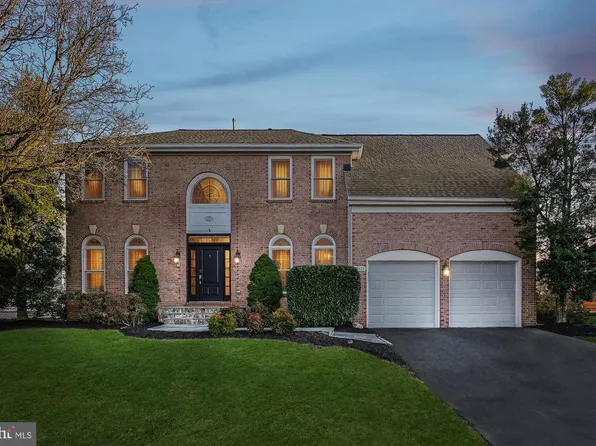 44211 Palladian Ct, Ashburn, VA 20147