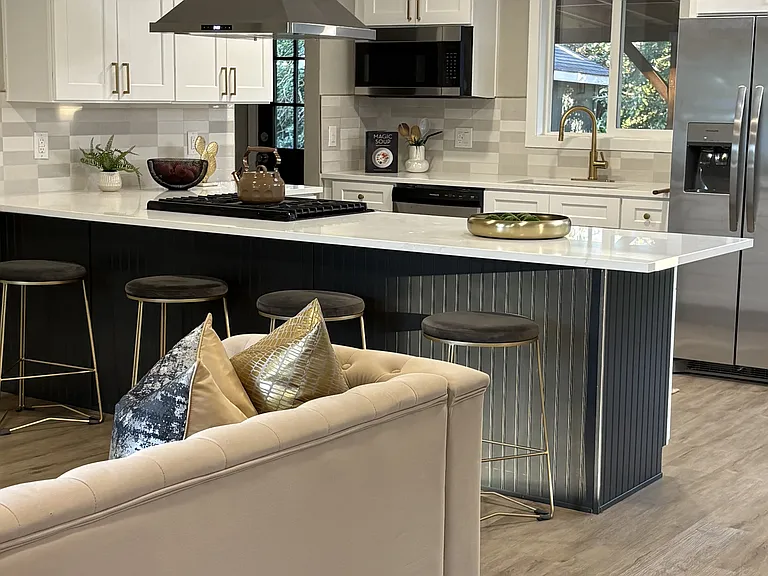 8408 Dalton Dr SW — Photo 2