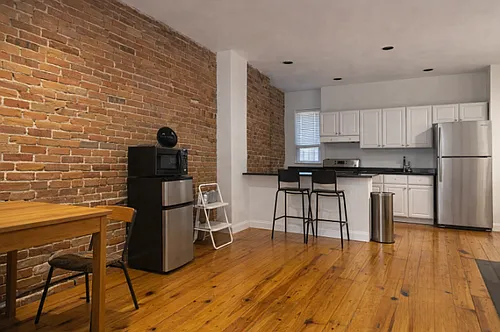 216 Hemenway St #1A Photo 1