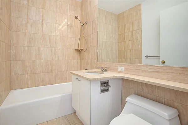 Rented by Douglas Elliman | media 48
