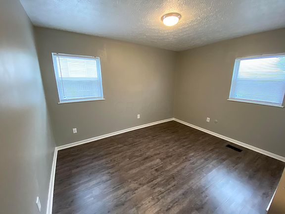2nd image of 3320 Raynor Dr