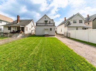3452 W 49th St, Cleveland, OH 44102