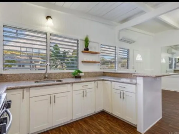 1629 Kino St APT K, Honolulu, HI 96819