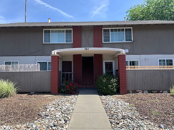 2nd image of 741 Alamo Dr APT 4