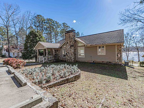 3rd image of 124 Parks Mill Dr