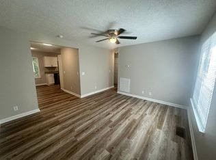 1506 Batts Blvd APT 4, Springfield, TN 37172