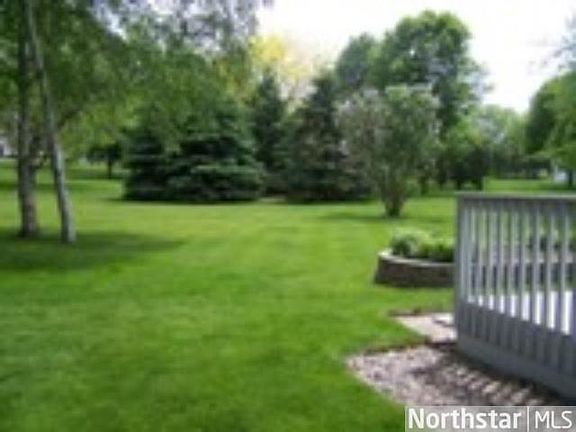 3rd image of 135 Canterbury Cir