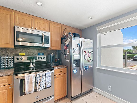 5th image of 4091 Cypress Reach Court #102