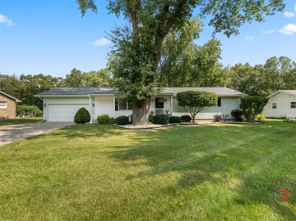 3488 Valley View Dr, Muskegon, MI 49444
