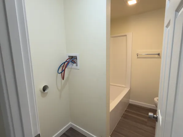 4104 E Hayes Pl, Sioux Falls, SD 57103