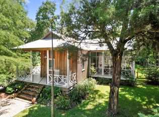 208 Leonhard Ave, Bay Saint Louis, MS 39520