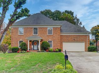 878 Hansmore Pl, Knoxville, TN 37919