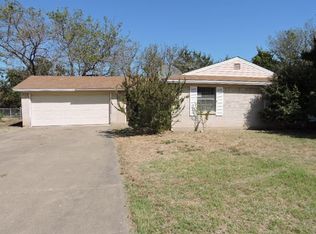 2553 W Rochelle Rd, Irving, TX 75062