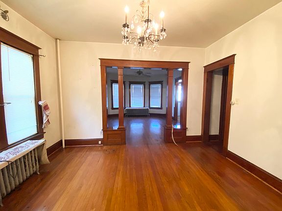3rd image of 20 Harris Ave #1