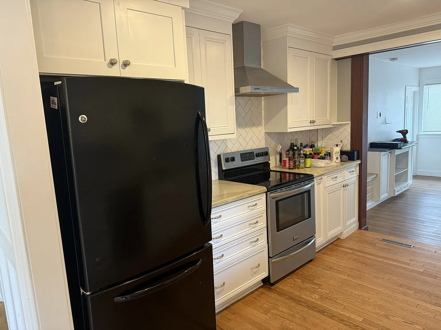 1658 Foster Road - 1 — Photo 4