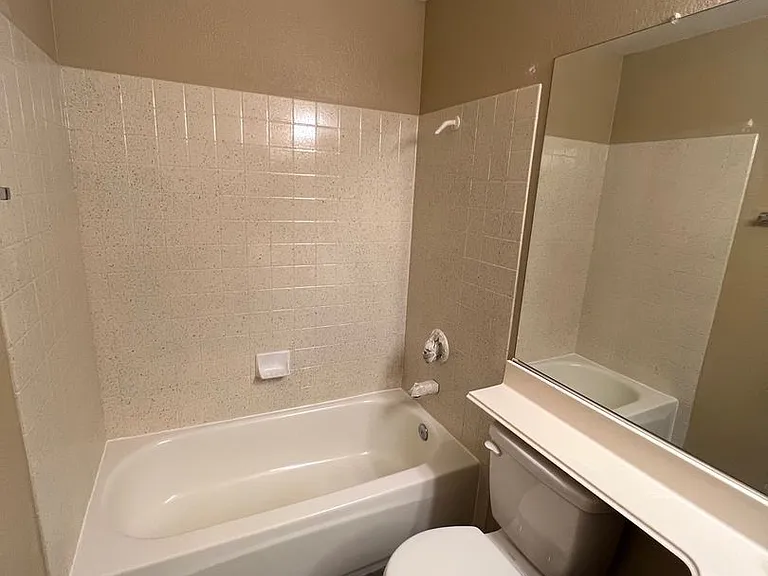 44 Tanglewood Dr — Photo 6
