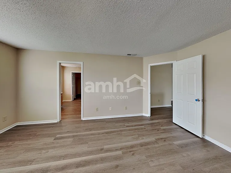 626 Hickory Pine Dr — Photo 12