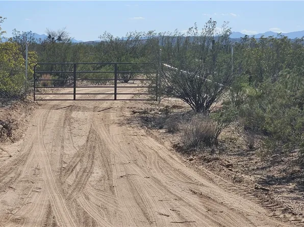 21 N 1st St #F, Kingman, AZ 86401