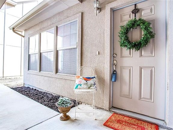 2nd image of 1573 Cozy Dr