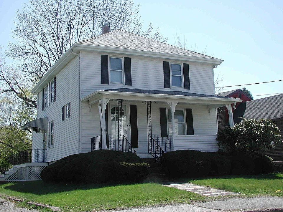 1st image of 525 Middleboro Ave