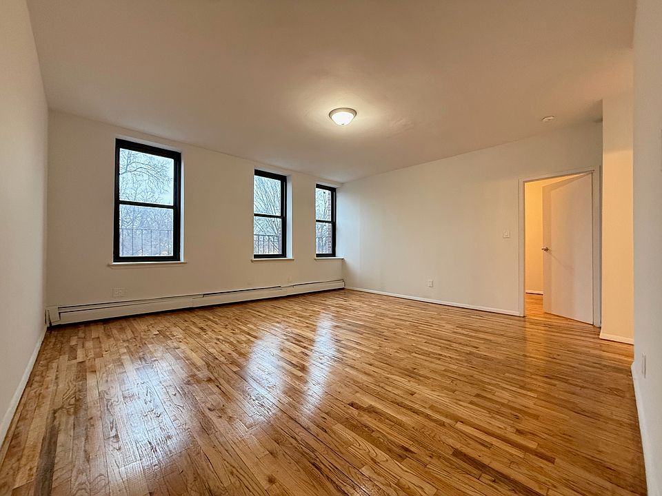 1st image of 148 Parkside Ave APT 4E