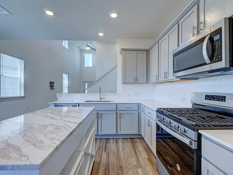 8012 Linda Michelle Ln — Photo 13