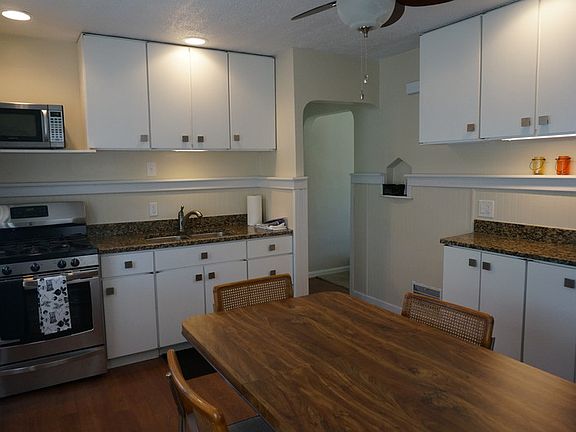 3rd image of 1194 Nancy Lee Ln