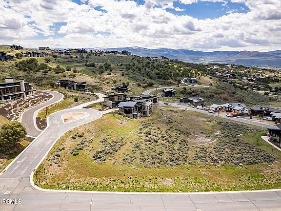 5th image of 2056 E Oquirrh Mountain Cir