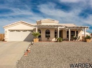 980 Bluebird Dr, Lake Havasu City, AZ 86406
