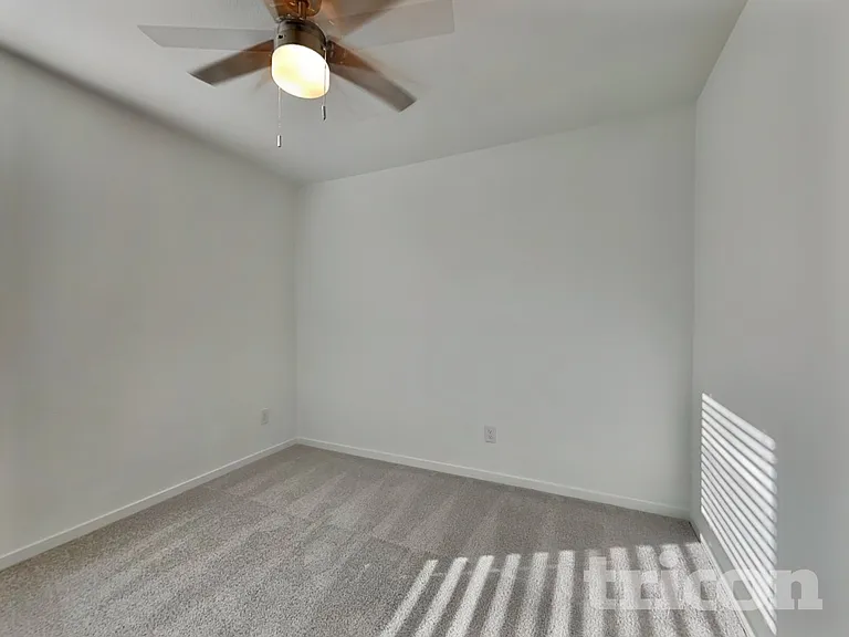1624 Parliar St — Photo 11