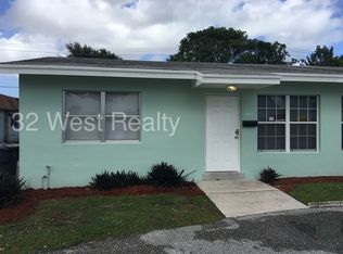 541 Silver Beach Rd, Lake Park, FL 33403